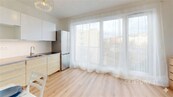 Pronájem bytu 1+kk 29m2 s garážovým stáním, cena 15000 CZK / objekt / měsíc, nabízí 