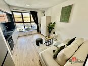 Pronájem bytu 1+KK na rezidenci Pekárenský dvůr, 24,6 m2, cena 17000 CZK / objekt / měsíc, nabízí Realityspolu