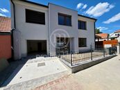 Prodej moderního bytu 2+kk, 107 m2, s garáží přístupnou z bytu, předzahrádkou a zahradou, Oslavany, cena 7490000 CZK / objekt, nabízí 