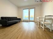 Nový velmi pěkný a plně zařízený byt 1+kk - 42 m2, novostavba s lodžií na tř. Gen. Píky, Brno, cena 19900 CZK / objekt / měsíc, nabízí 