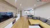 Prodej bytu 3+1 se sklepem a lodžií, 86 m², Strážnice, cena 6299000 CZK / objekt, nabízí 