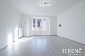 Pronájem zděného bytu 3+1 (120 m2) na ul. Tyršova, Brno - Královo Pole, cena 22000 CZK / objekt / měsíc, nabízí RENČ - realitní kancelář