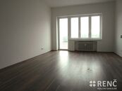 Pronájem bytu 2+1 s balkonem v bezprostřední blízkosti centra Brna na ulici Štefánikova, cena 20900 CZK / objekt / měsíc, nabízí RENČ - realitní kancelář