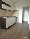 Pronájem bytu 2+1 s balkonem v bezprostřední blízkosti centra Brna na ulici Štefánikova, cena 20900 CZK / objekt / měsíc, nabízí 