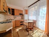 Pronájem bytu 2+1 se dvěma lodžiemi ve čtyřpodlažním bytovém domě na ulici Poznaňská v Brně - Žabovř, cena 17500 CZK / objekt / měsíc, nabízí 