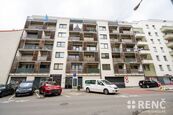 Pronájem moderního bytu 1+kk (35 m2) s lodžií (6 m2) nedaleko centra Brna na ul. Francouzská. Je mo, cena 13900 CZK / objekt / měsíc, nabízí 