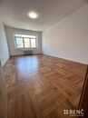 Pronájem zrekonstruovaného bytu 2+1 s balkonem nedaleko centra města na ulici Štefánikova v Brně, cena 21900 CZK / objekt / měsíc, nabízí RENČ - realitní kancelář