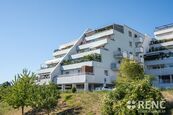 Prodej zděného bytu 1+kk (46,53 m2) se šatnou, balkonem a garážovým stáním v Brně Lesné, na ul. Tom, cena 6950000 CZK / objekt, nabízí 