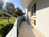 Prodej světlého bytu 3+kk (69 m) s prostorným balkonem, ul. Dlouhá, Tišnov, cena 7280000 CZK / objekt, nabízí 