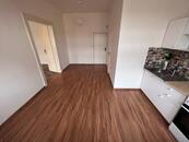 Krásný byt s balkonem 2kk 49m2 Kounicova od 1.2.2026 s výtahem, cena 16500 CZK / objekt / měsíc, nabízí Hana Havelková