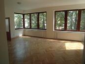 Krásný a prostorný byt 2+1 78 m2 s výtahem Černopolní od 1.9.2026, cena 26900 CZK / objekt / měsíc, nabízí 