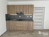 Pronájem bytu 1+kk s terasou v Moravských Bránicích, cena 10500 CZK / objekt / měsíc, nabízí 