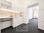 Pronájem bytu 1+1 40 m2, Brno - Zábrdovice, cena 12500 CZK / objekt / měsíc, nabízí 