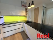 Pronájem, byt 3+KK, CP 93m2, ul. Hlinky, Brno - Pisárky, cena 27500 CZK / objekt / měsíc, nabízí REALmix s.r.o