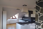 Pronájem bytu 3+kk 100 m2, Hlína, cena 20000 CZK / objekt / měsíc, nabízí 