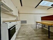 Pronájem bytu 5+kk 250 m2 Brno Maloměřice Selská 81, cena 40000 CZK / objekt / měsíc, nabízí CENTURY 21 All Inclusive Estates