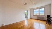 Pronájem prostorného bytu 3+1 s lodžií, 80 m2, Brno-Bystrc, ul. Teyschlova, cena 22000 CZK / objekt / měsíc, nabízí CENTURY 21 All Inclusive Estates