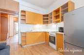 Pronájem bytu 1+1, Pekařská, Staré Brno, 48 m2, cena 17500 CZK / objekt / měsíc, nabízí 