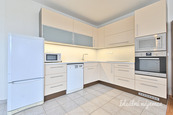 Pronájem bytu 2+kk, Bělohorská, Židenice, 20 400 Kč/měs, 64 m2, cena 20400 CZK / objekt / měsíc, nabízí 