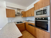 Pronájem bytu 2+kk s garáží, Místní, Kníničky, 21.900 Kč/měs, 50 m2, cena 21900 CZK / objekt / měsíc, nabízí 