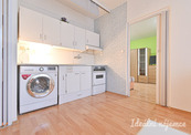 Pronájem bytu 1+1, Součkova, Komín, 15 500 Kč/měs, 42 m2, cena 15000 CZK / objekt / měsíc, nabízí Ideální nájemce