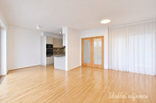 Pronájem bytu 3+kk, Kopečná, Staré Brno, 104 m2, cena 35000 CZK / objekt / měsíc, nabízí 