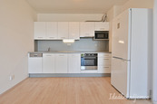 Pronájem bytu 1+kk, Bělohorská, Židenice, Kč/měs, 38 m2, cena 19000 CZK / objekt / měsíc, nabízí 