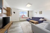 Prodej, cihlový byt 3+1 Čejč, 15 min Hodonín, 45 min Brno, po rekonstrukci, OV, sklep, garáž,CP:80m2, cena 4100000 CZK / objekt, nabízí 