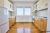 Prodej bytu 2+kk ( 55,32 m2) s balkonem, ul. Axmanova, Brno, cena 7950000 CZK / objekt, nabízí 