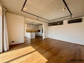 Prodej moderní bytu 3+kk (110 m2) s terasou a parkovacím stáním v centru Brna, cena 13790000 CZK / objekt, nabízí 