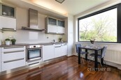 Prostorný byt 2+kk (60 m2) s klimatizací a s výhledem na Petrov ve vyhledávané lokalitě na ulici Jaroslava Foglara v Brně, cena 9290000 CZK / objekt, nabízí CENTURY 21 Bonus Brno