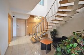 Pronájem aypického bytu 8+1, 230 m2 Brno Zábrdovice, cena 54000 CZK / objekt / měsíc, nabízí CENTURY 21 Bonus Brno