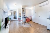 Prodej bytu Sochorova, BrnoŽabovřesky, 1+kk, 4.NP, 37m2, lodžie, sklep, cena 6100000 CZK / objekt, nabízí 