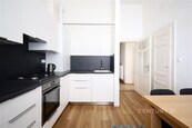Pronájem bytu 2+1 80 m2, Běhounská, Brno- střed, cena 24500 CZK / objekt / měsíc, nabízí CENTURY 21 Bonus Brno